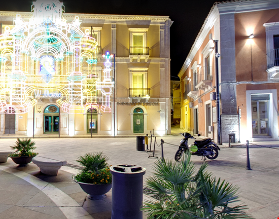 Comiso Piazza Fonte Diana   